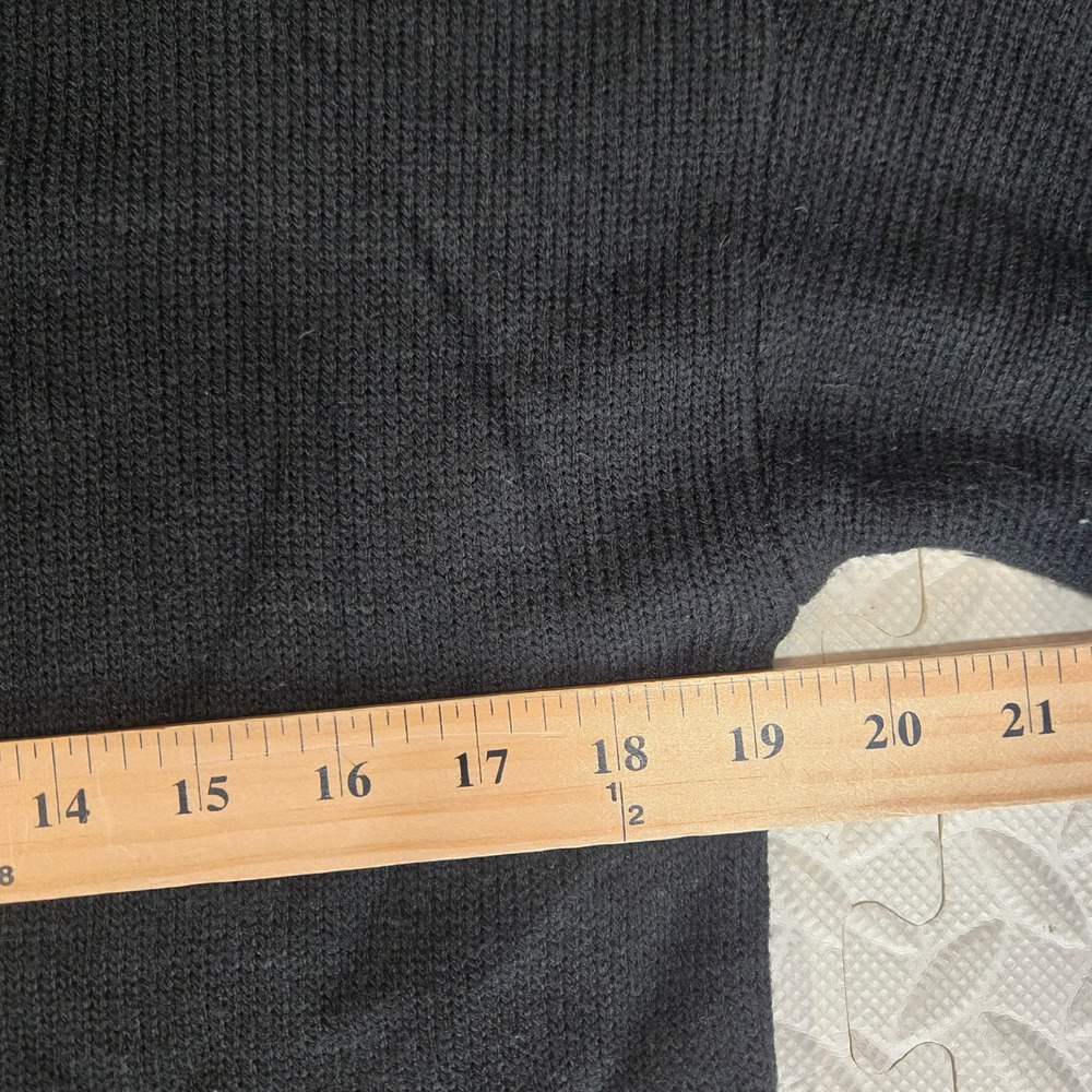Sweet Rain Black Mock Neck Cropped Sweater with White Contrast Stitching Size S - Picture 7 of 10